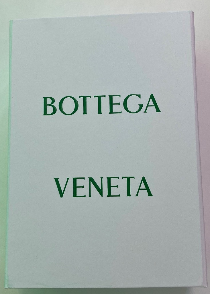 BOTTEGA VENETA を買取させて頂きました。